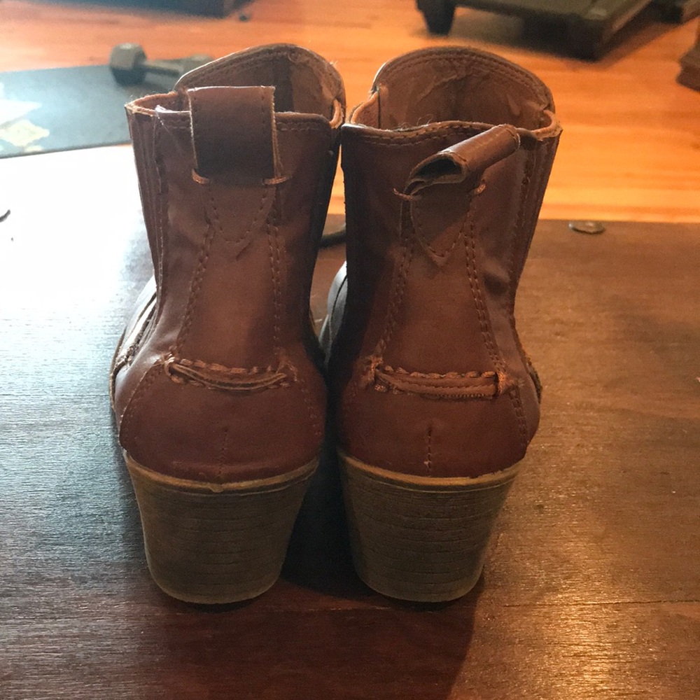 Brown booties - Picture 4 of 4